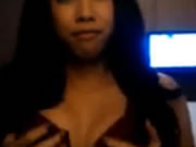 Hot Seducing Indonesian Babe